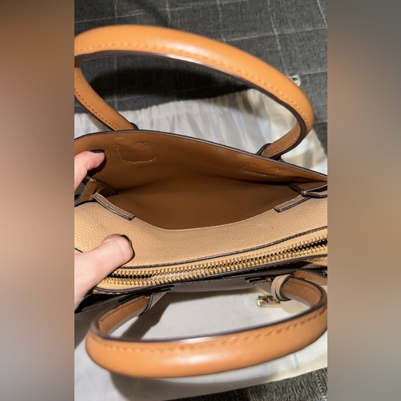 Michael Kors Mercer - Picture 6 of 6